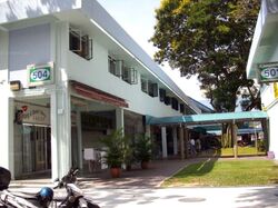 West Coast Drive (D5), Retail #444767511